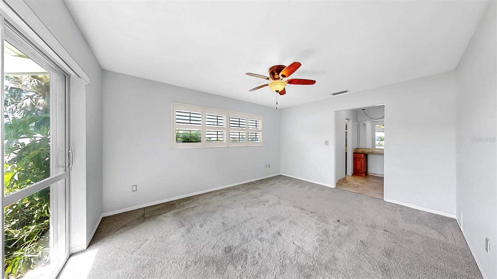 Image 19 of 44 For 8671 11th Street N
