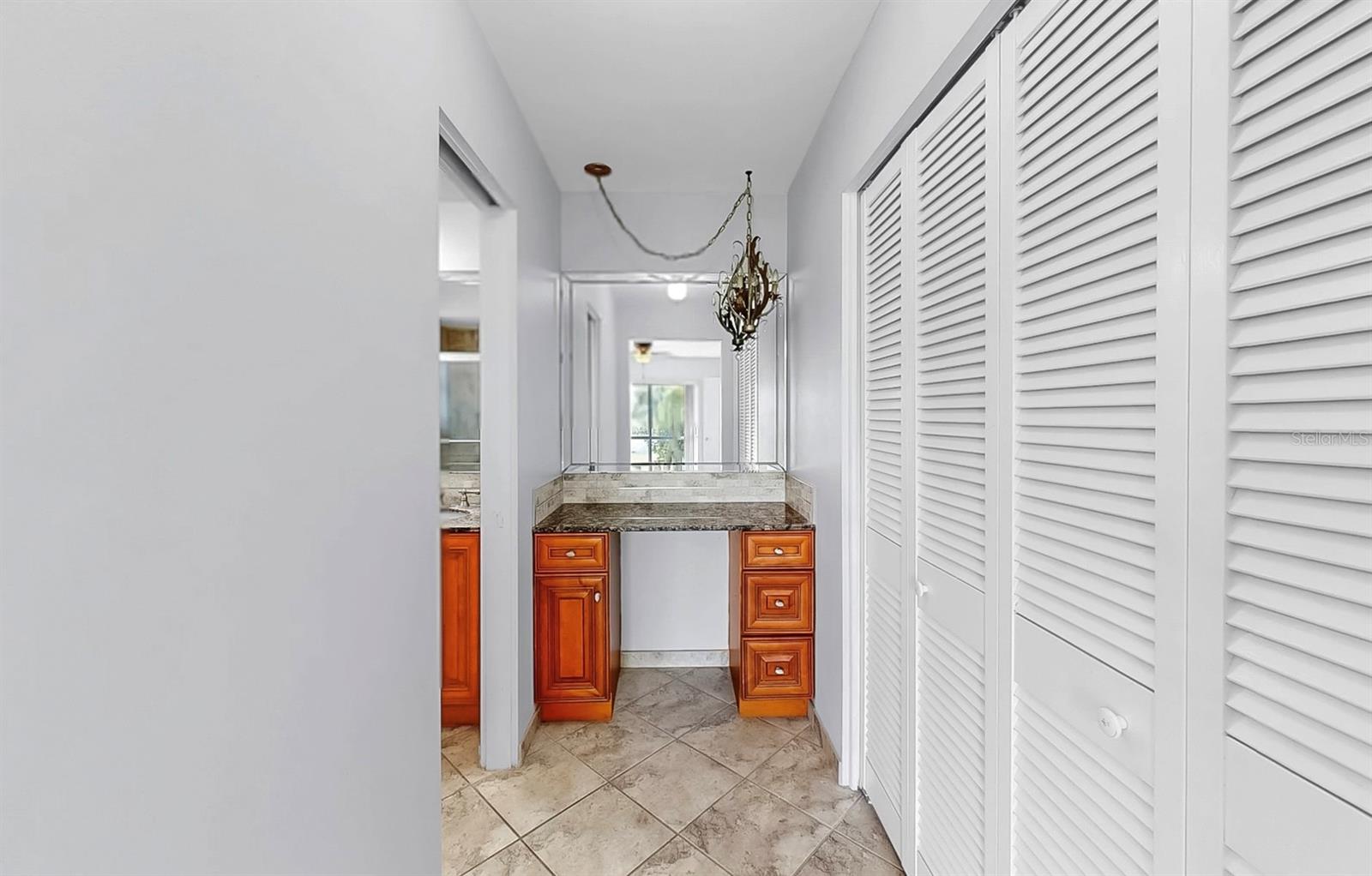 Image 20 of 44 For 8671 11th Street N