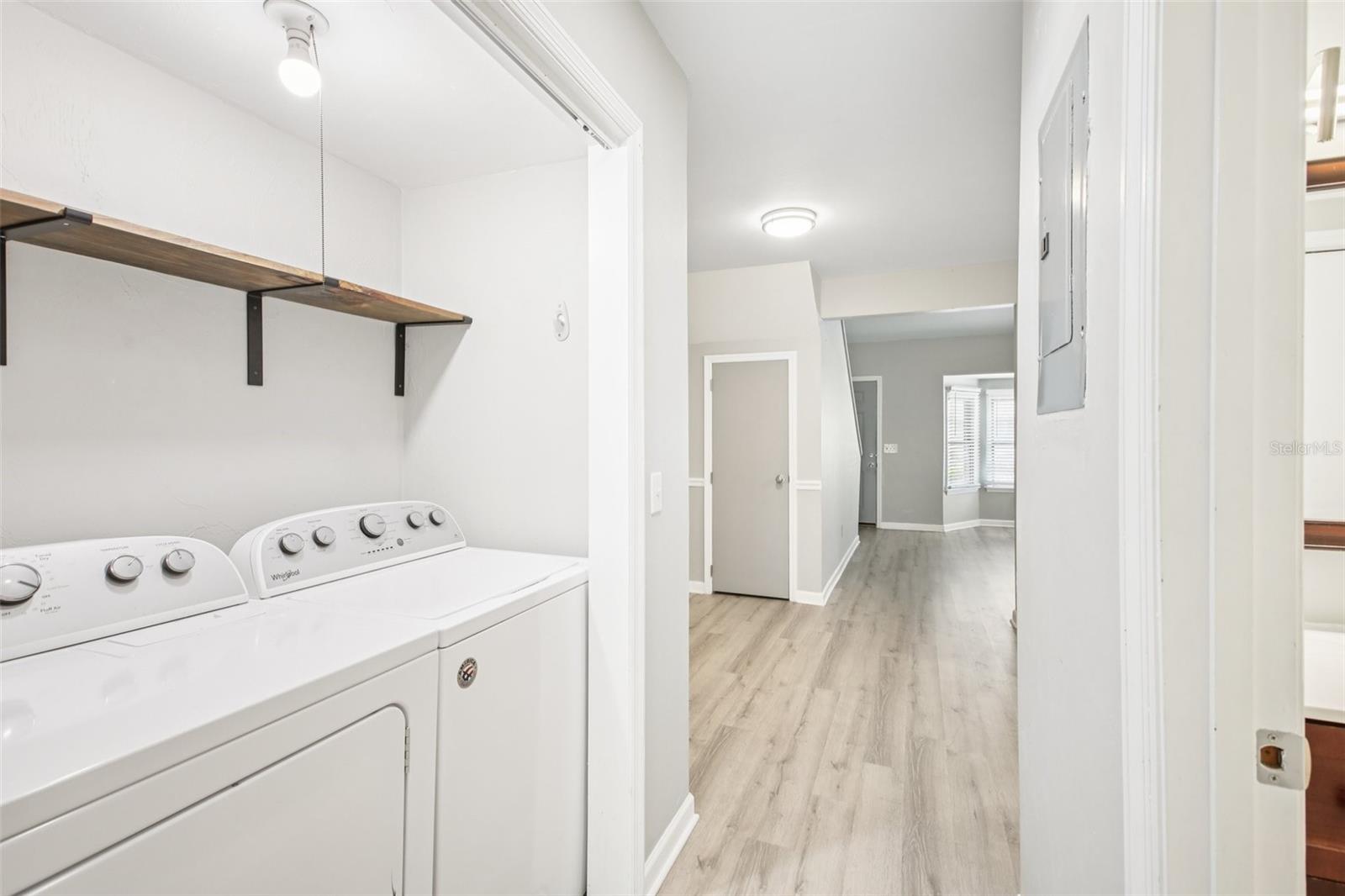 Image 14 of 27 For 5203 Oak Charter Court 5203
