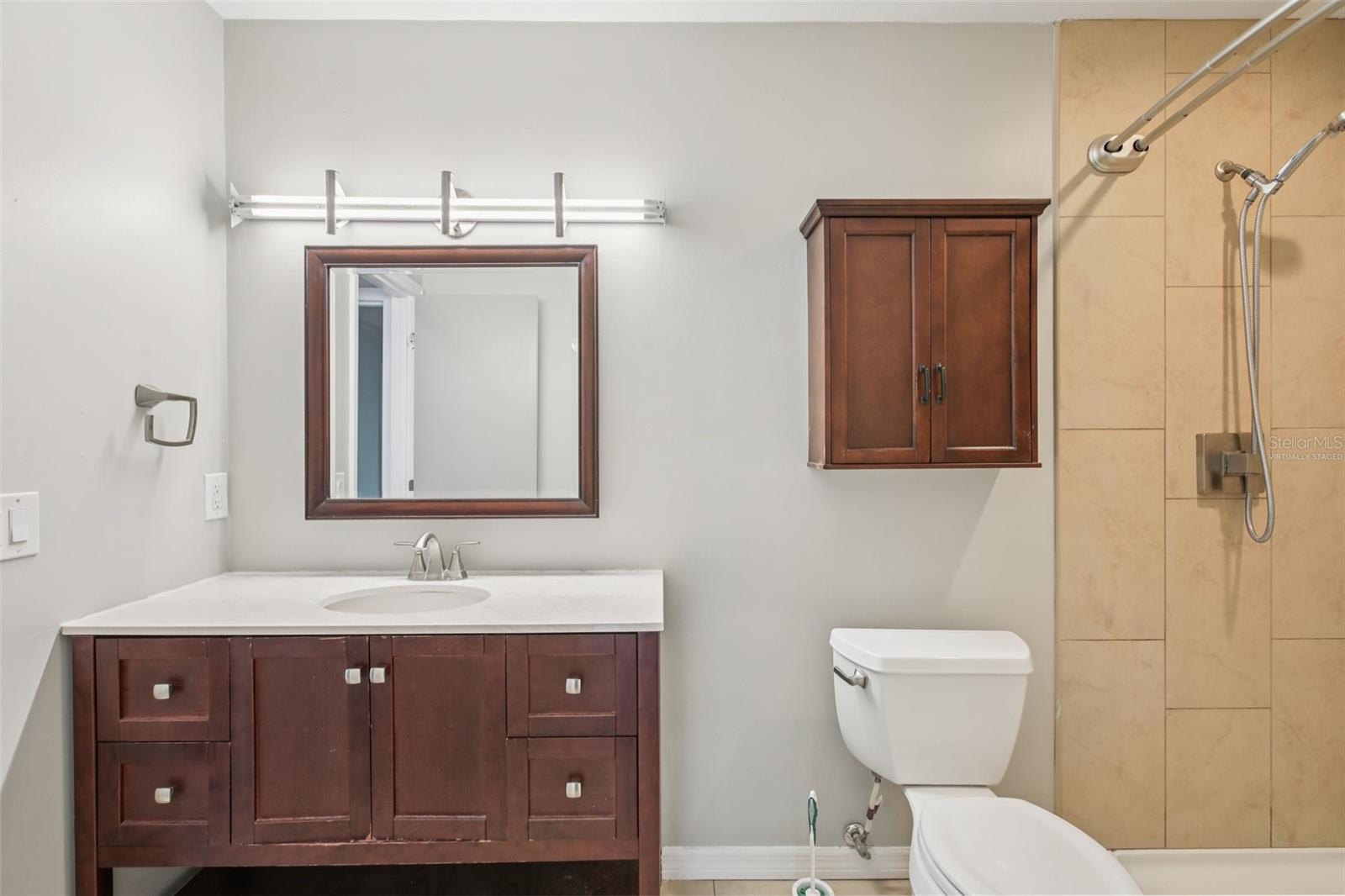 Image 19 of 27 For 5203 Oak Charter Court 5203