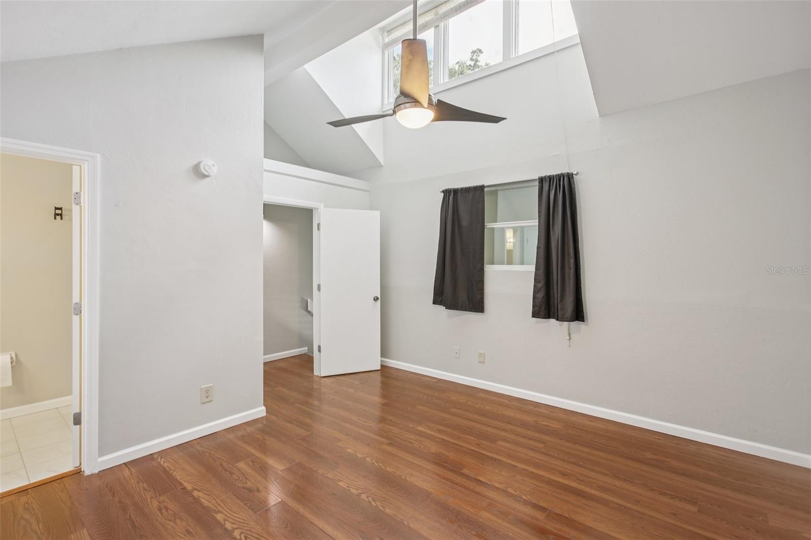 Image 22 of 27 For 5203 Oak Charter Court 5203
