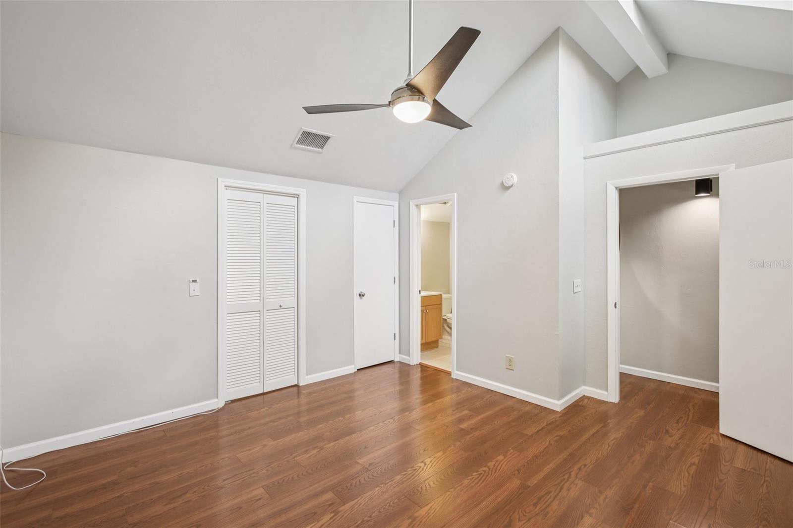 Image 23 of 27 For 5203 Oak Charter Court 5203