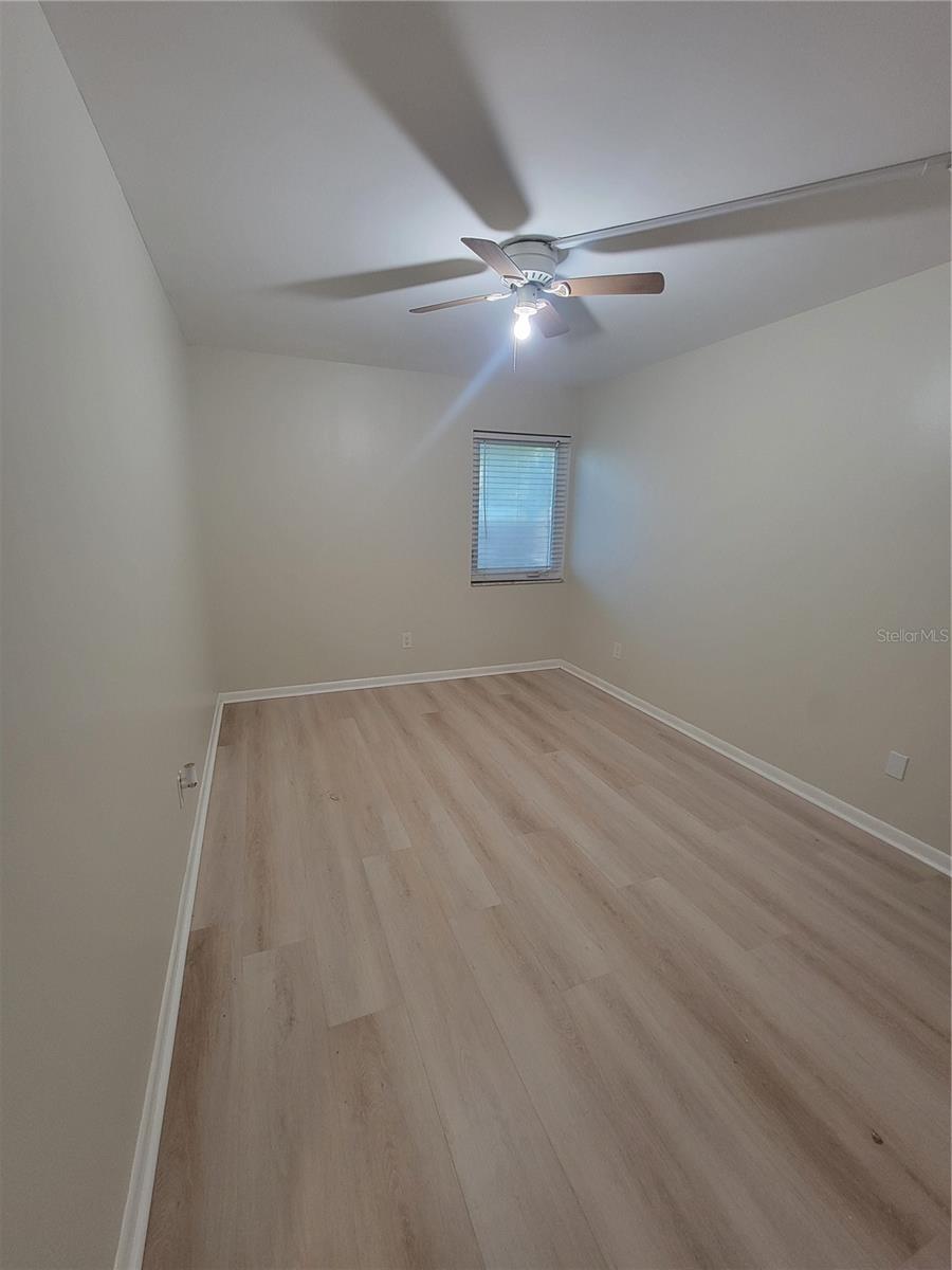 Image 14 of 21 For 4810 Dauphin Avenue 13c