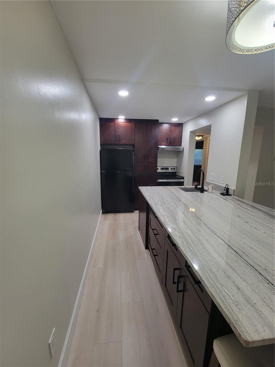 Image 6 of 21 For 4810 Dauphin Avenue 13c