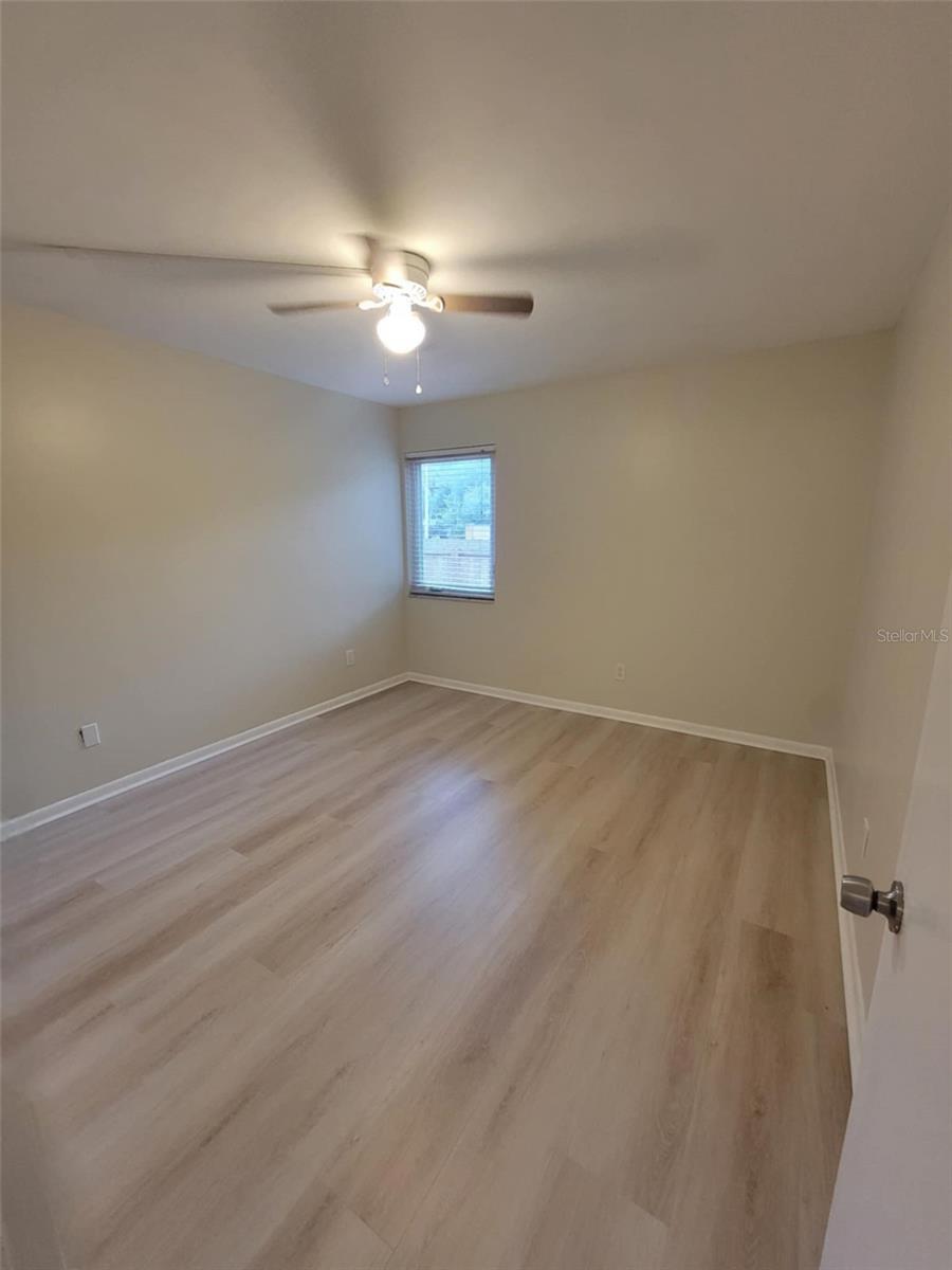 Image 8 of 21 For 4810 Dauphin Avenue 13c