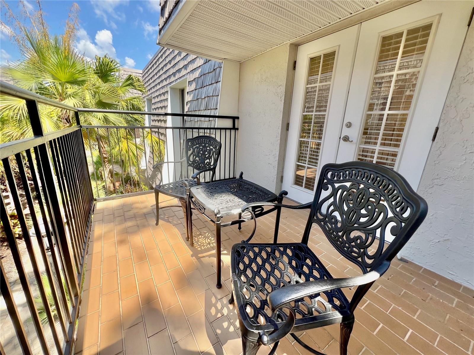Image 12 of 58 For 702 Lyndhurst Street 822