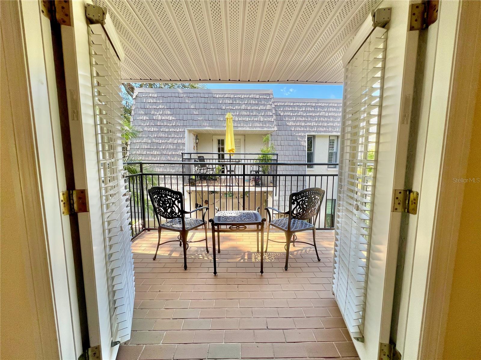 Image 21 of 58 For 702 Lyndhurst Street 822
