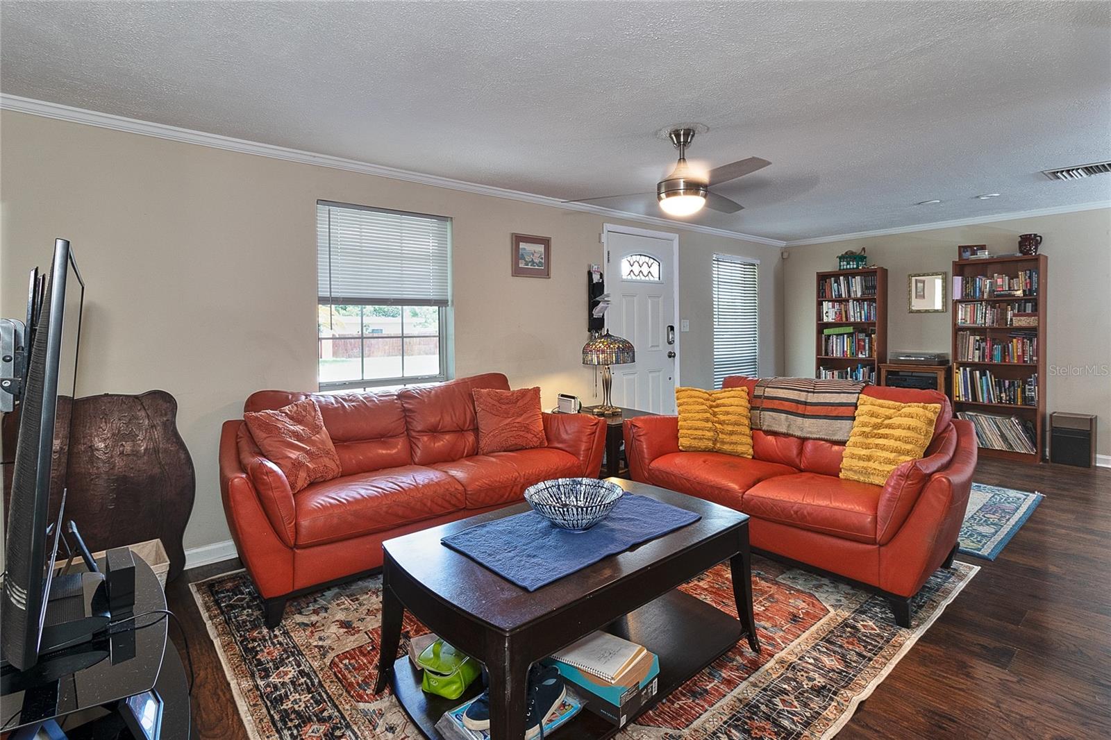 Image 16 of 49 For 2848 Homewood Street
