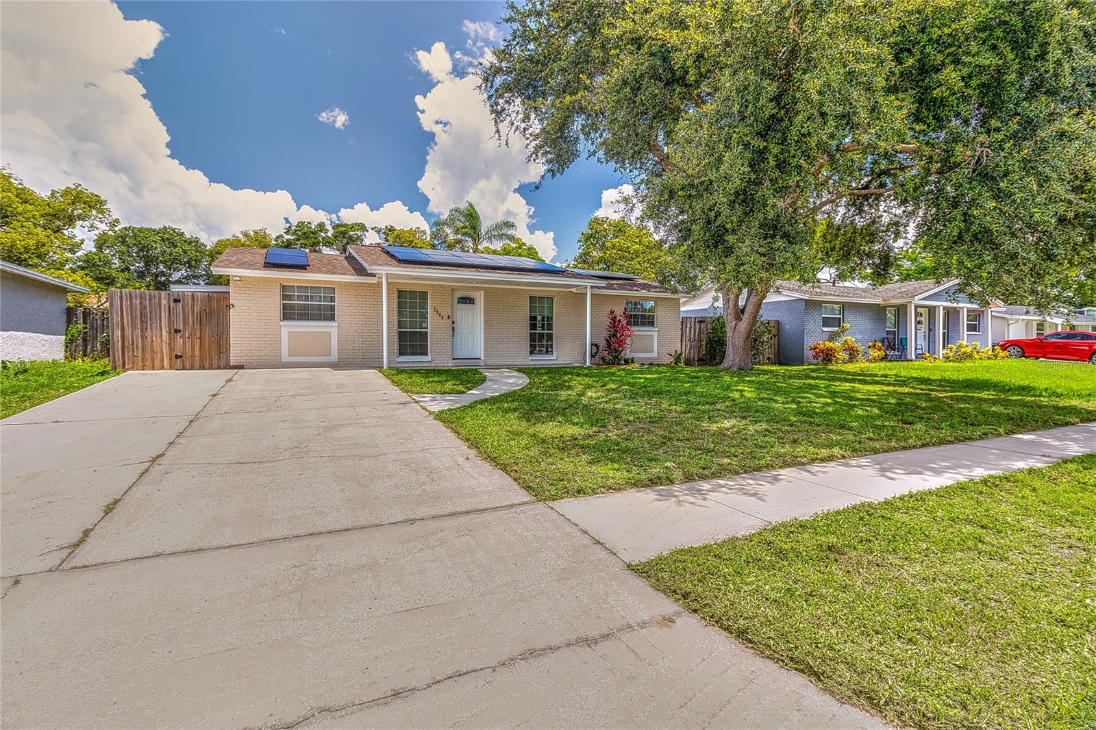 Image 2 of 49 For 2848 Homewood Street