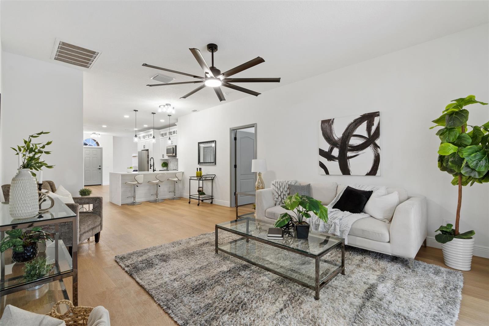 Listing photo id 9 for 1800 Loch Haven Court