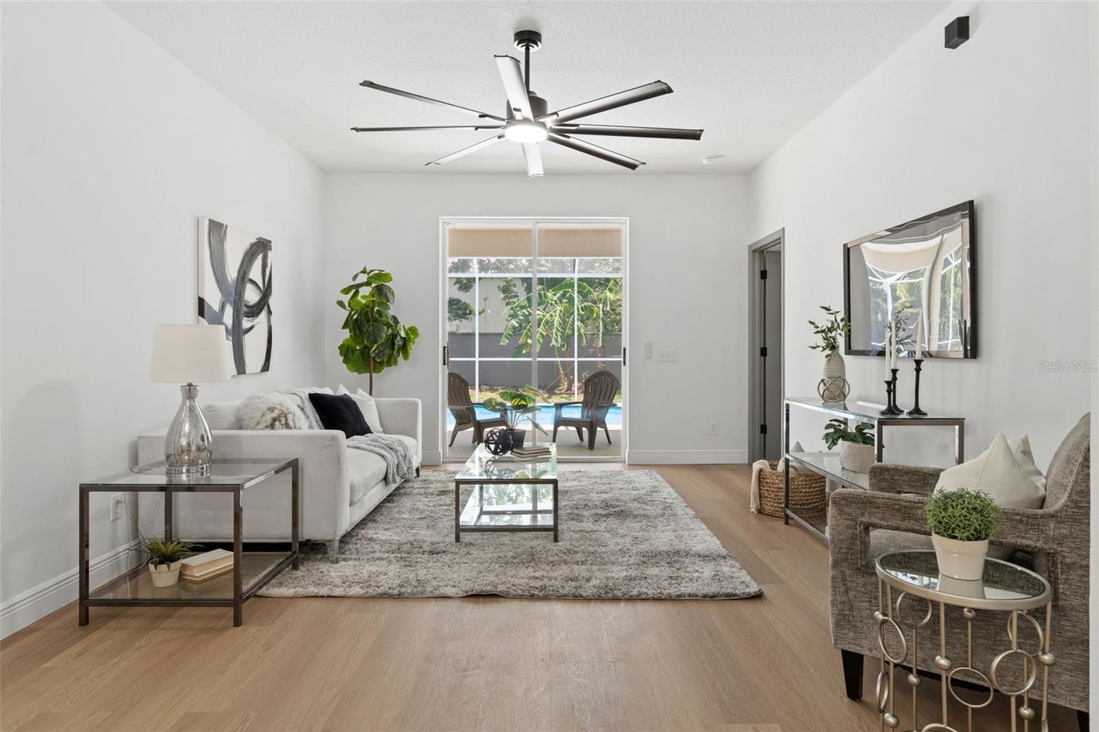 Listing photo id 10 for 1800 Loch Haven Court