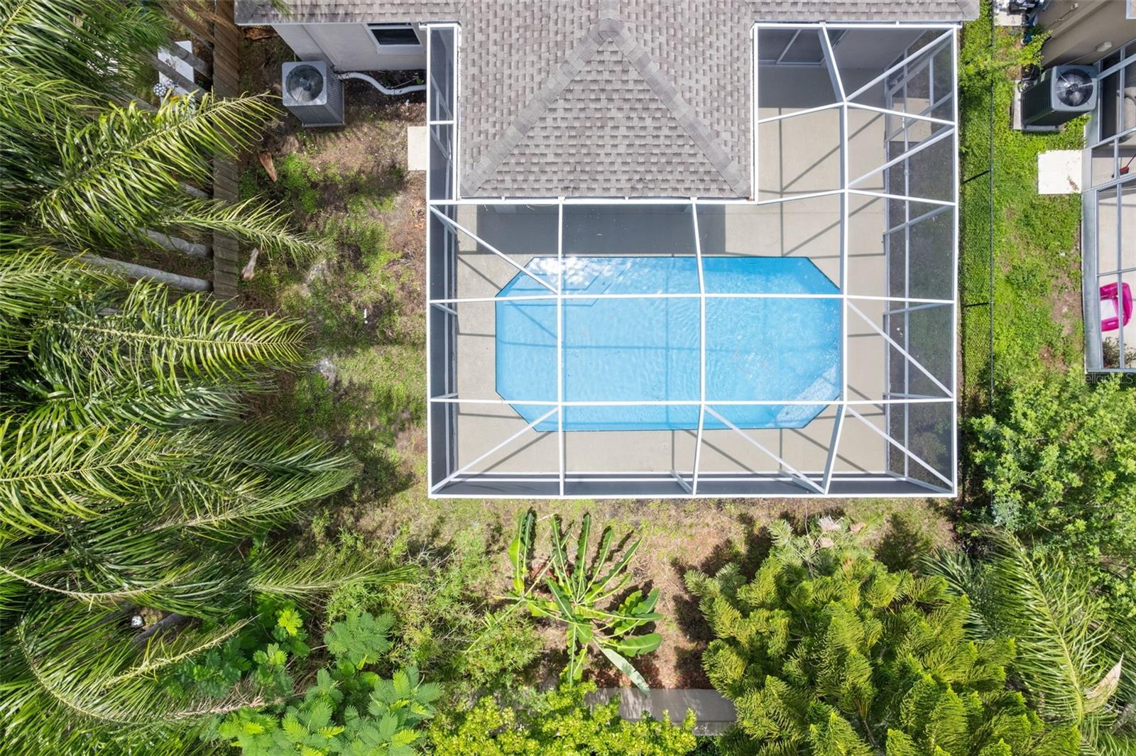 Listing photo id 29 for 1800 Loch Haven Court