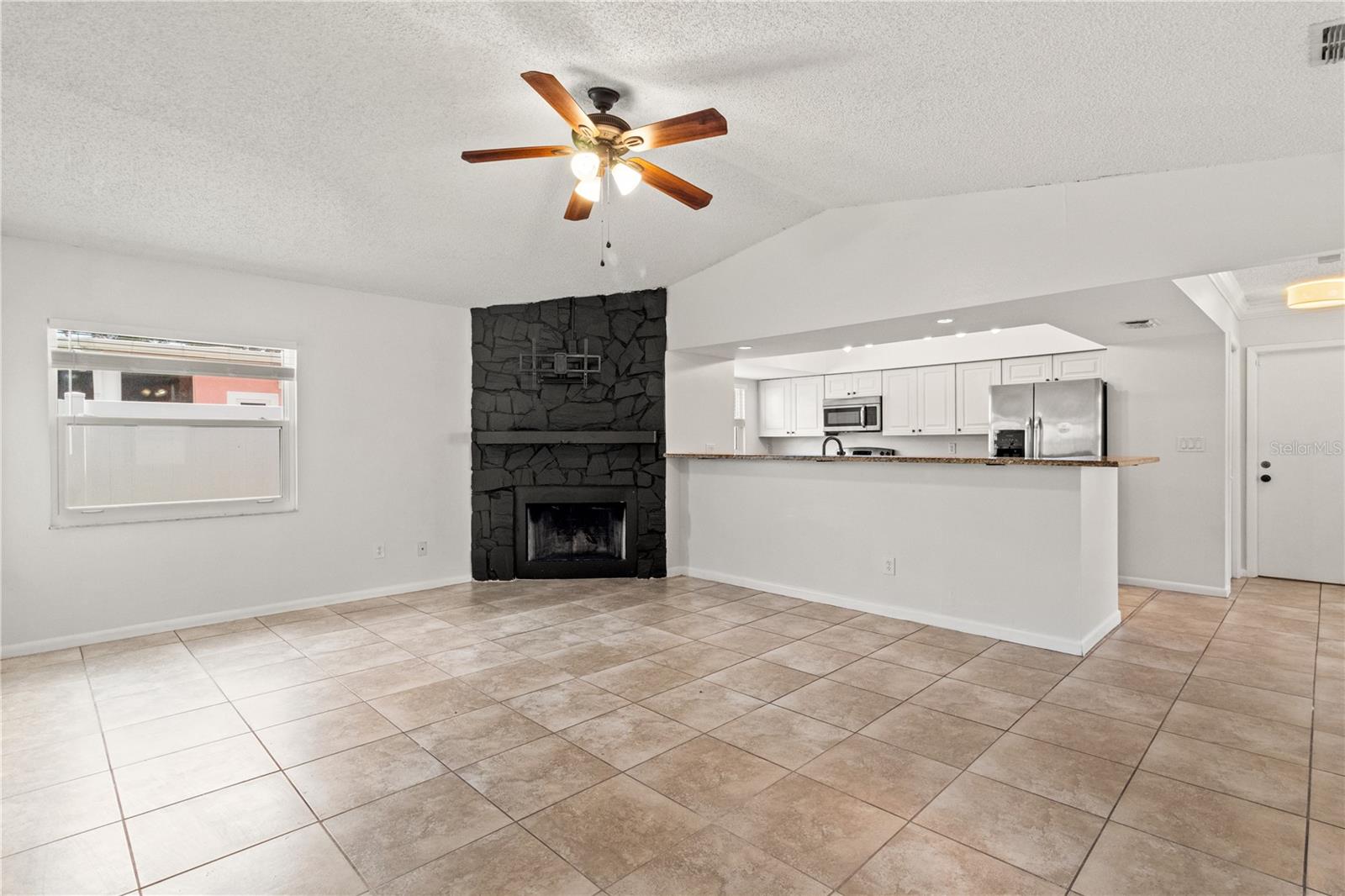 Image 14 of 33 For 7021 Blossom Avenue