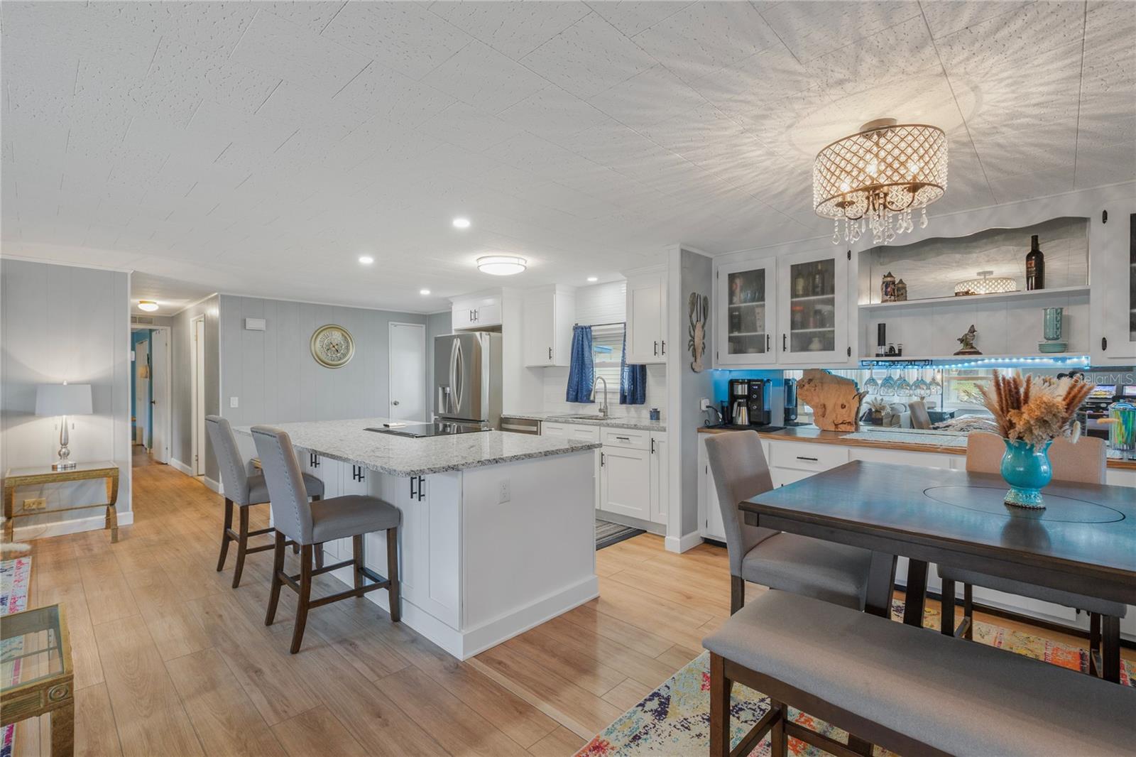 Image 10 of 53 For 1100 Belcher Road S 632