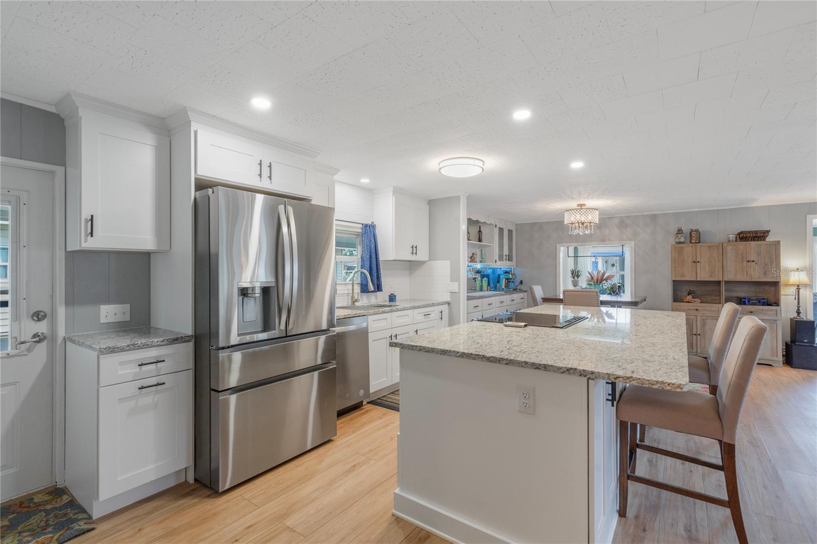 Image 7 of 53 For 1100 Belcher Road S 632
