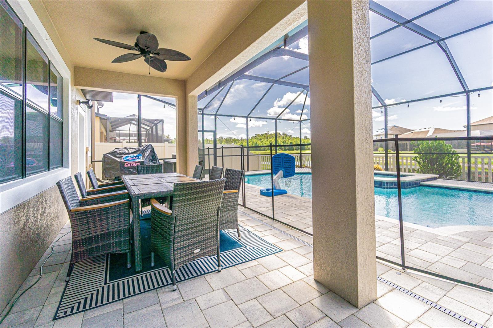 Listing photo id 18 for 19501 Whispering Brook Drive