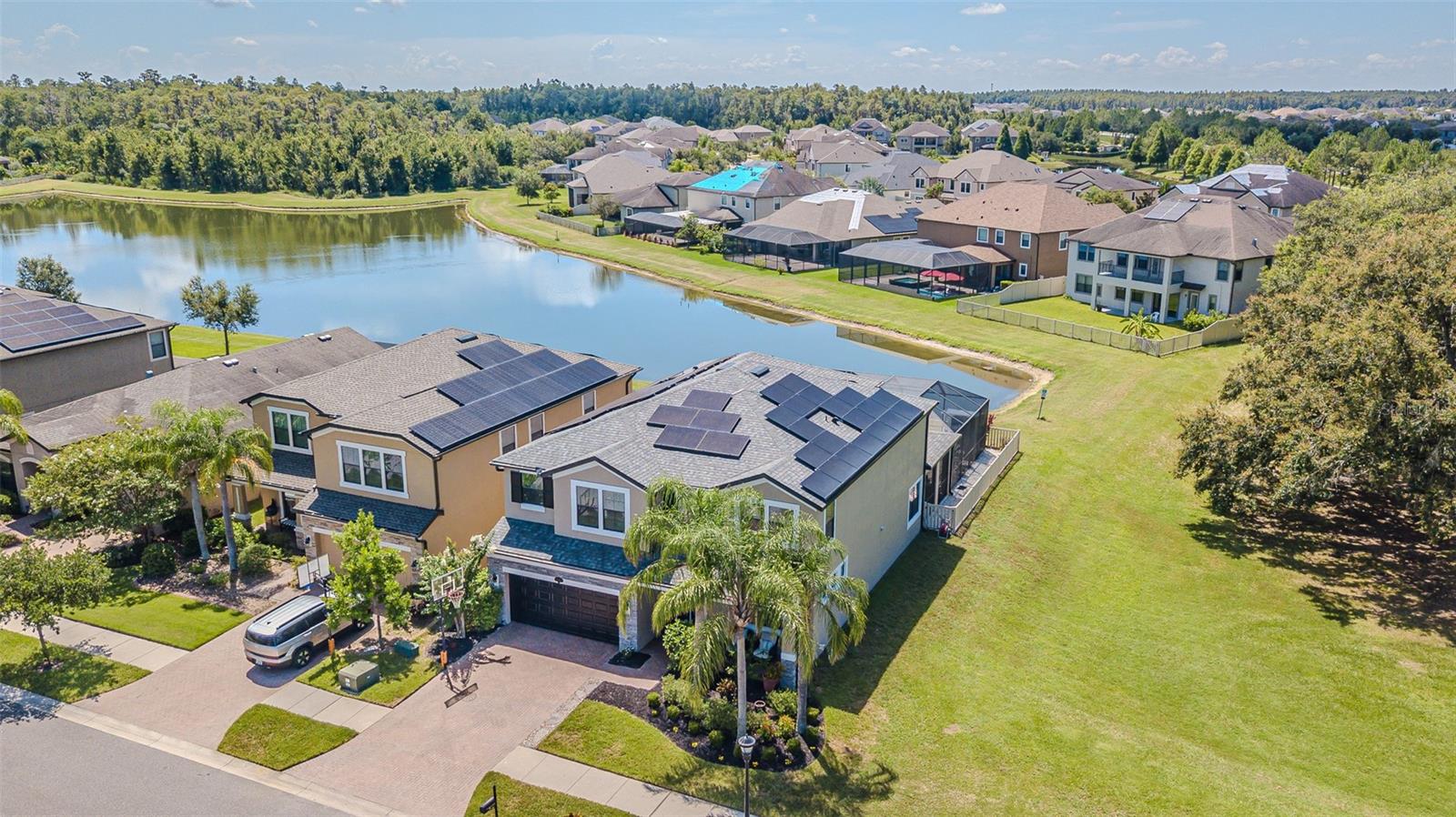 Listing photo id 41 for 19501 Whispering Brook Drive