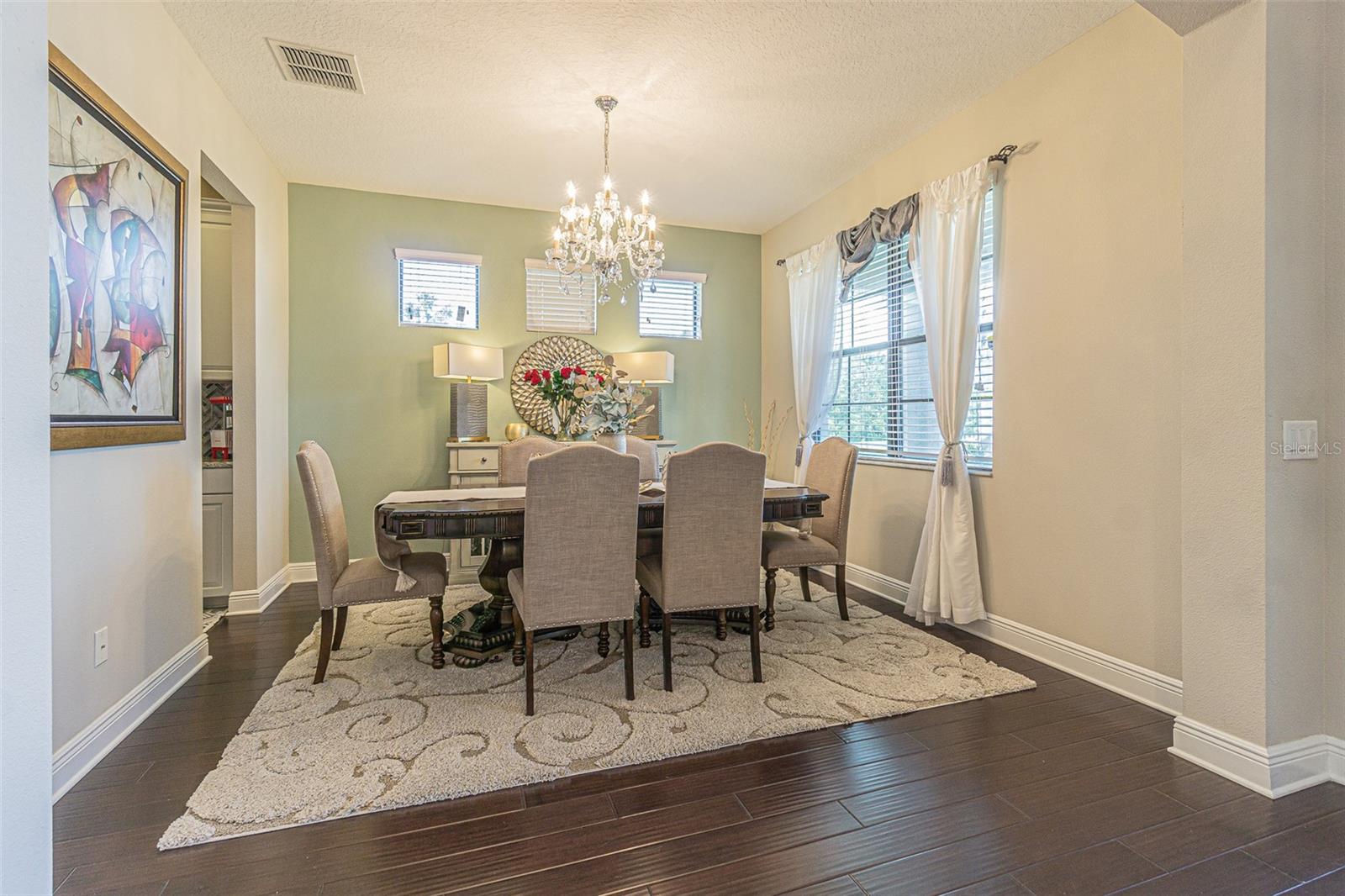 Listing photo id 6 for 19501 Whispering Brook Drive