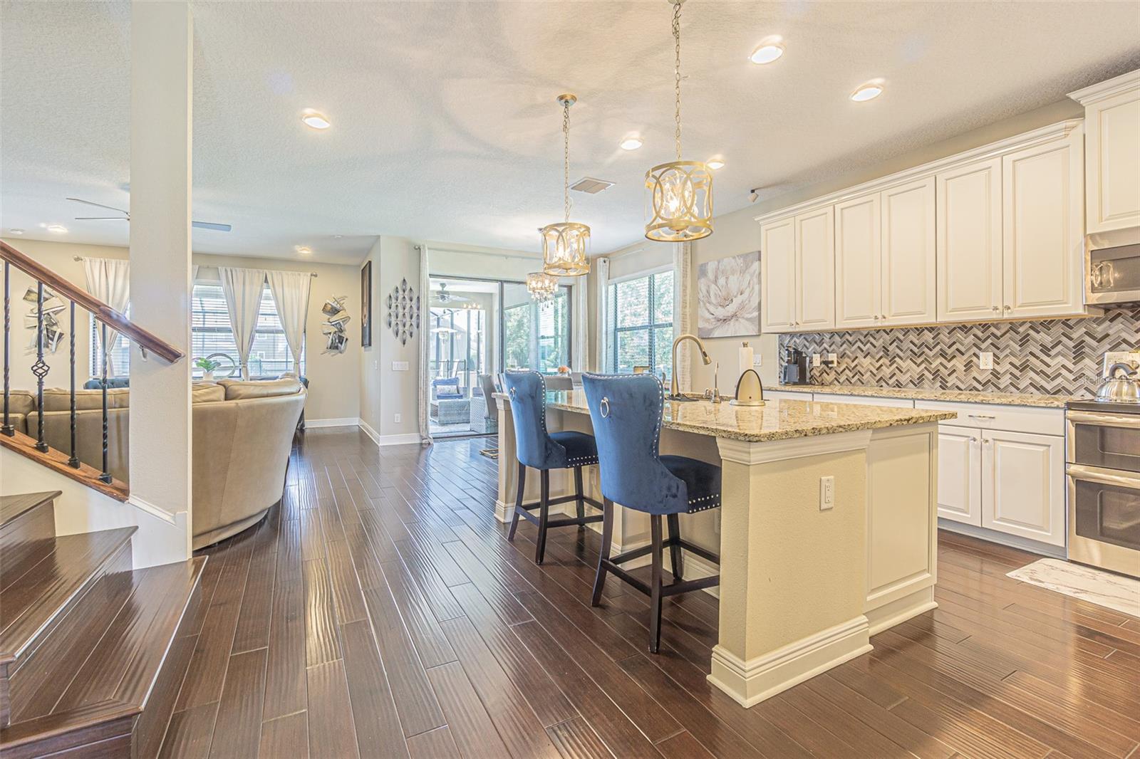 Listing photo id 7 for 19501 Whispering Brook Drive