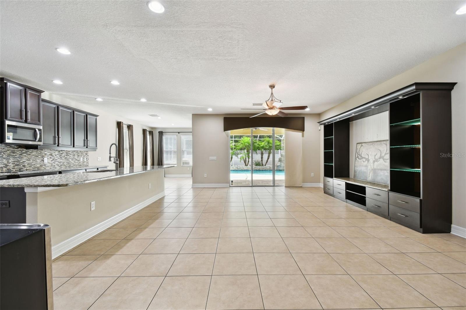 Image 23 of 97 For 4544 Vermillion Sky Drive