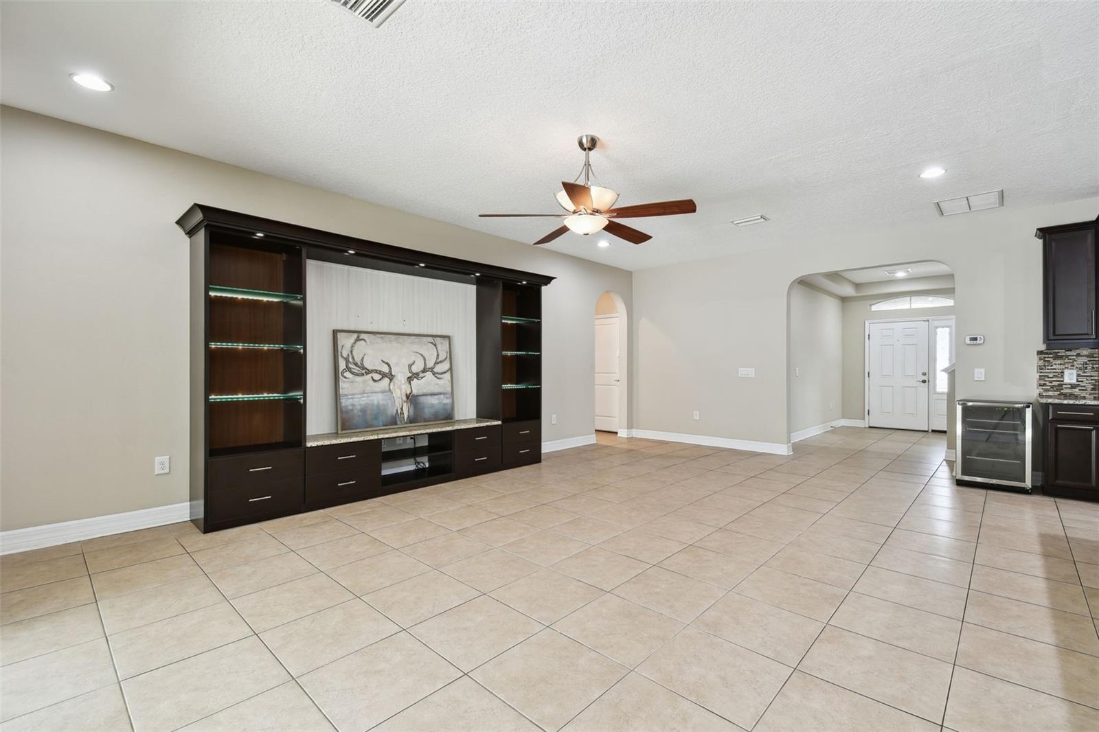 Image 37 of 97 For 4544 Vermillion Sky Drive