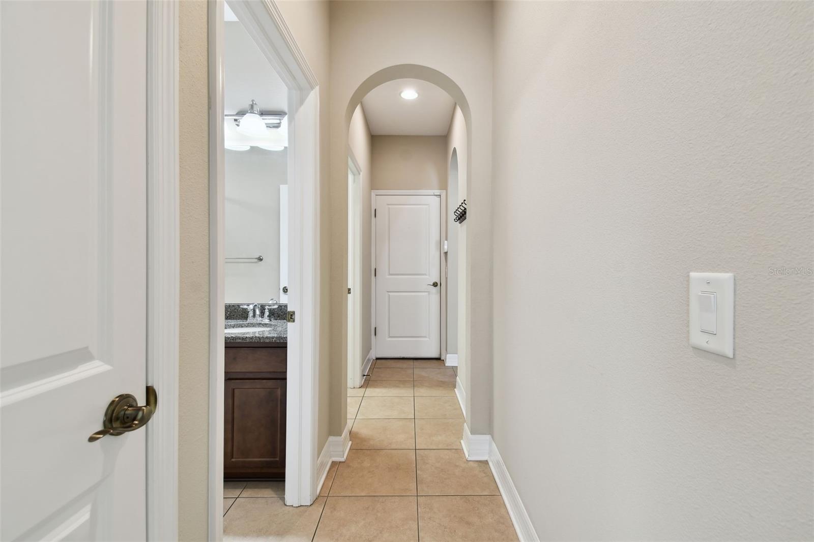 Image 42 of 97 For 4544 Vermillion Sky Drive