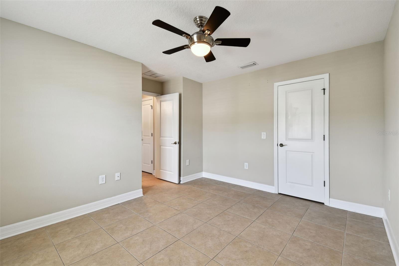 Image 71 of 97 For 4544 Vermillion Sky Drive
