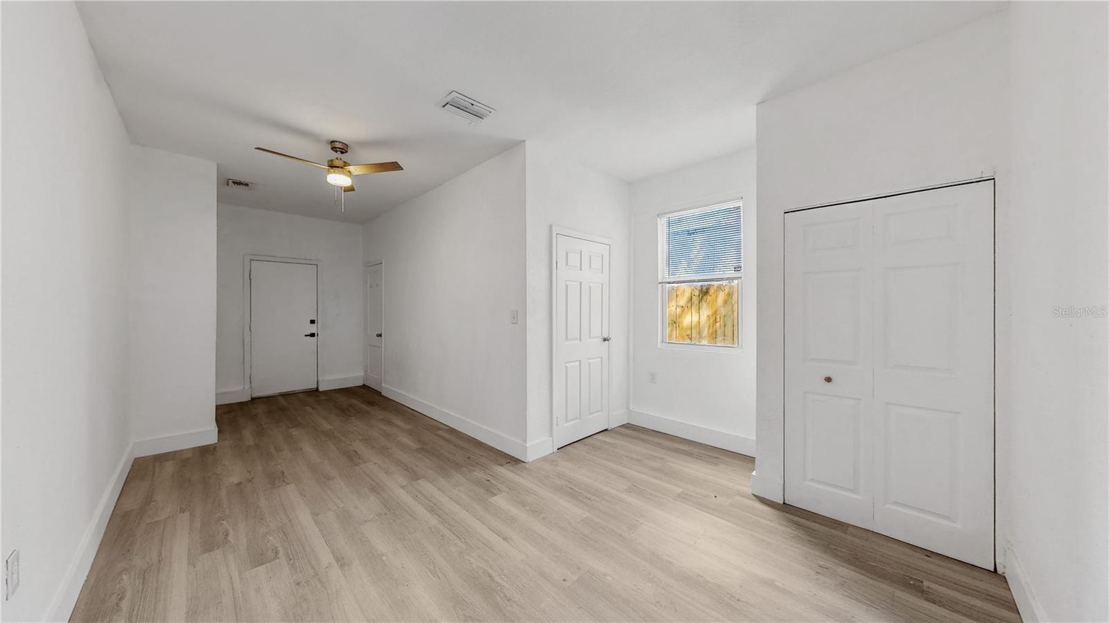 Image 15 of 27 For 1924 48th Street S