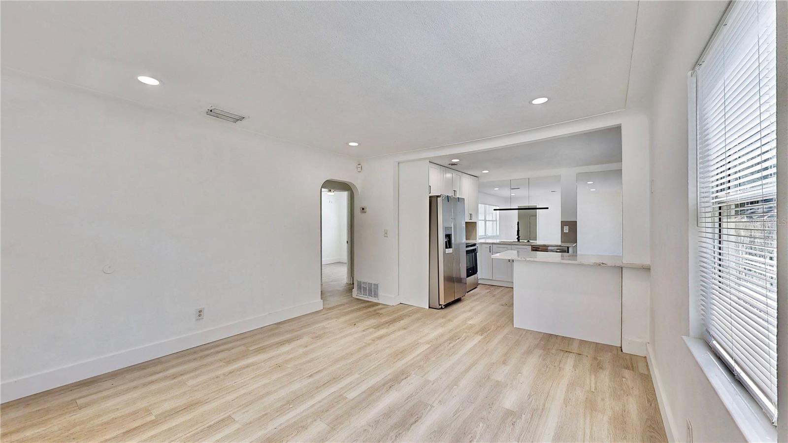 Image 18 of 27 For 1924 48th Street S