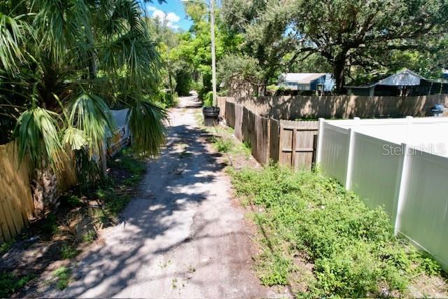 Image 27 of 27 For 1924 48th Street S