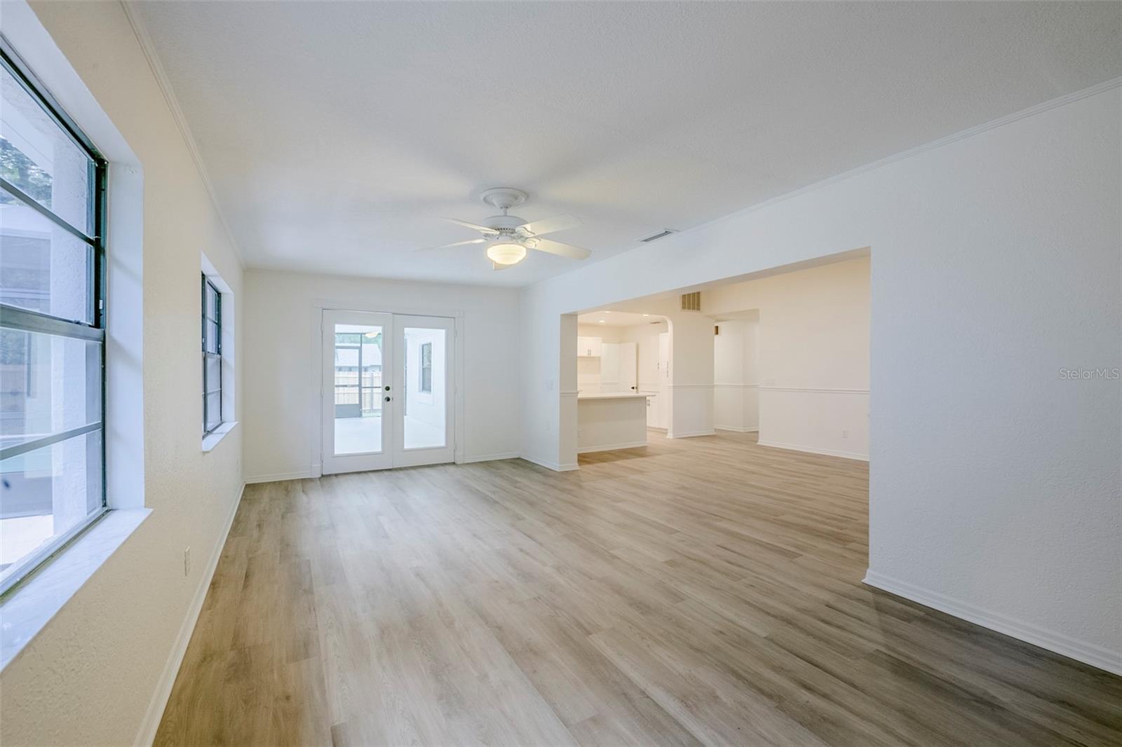 Image 4 of 18 For 170 Clyde Avenue