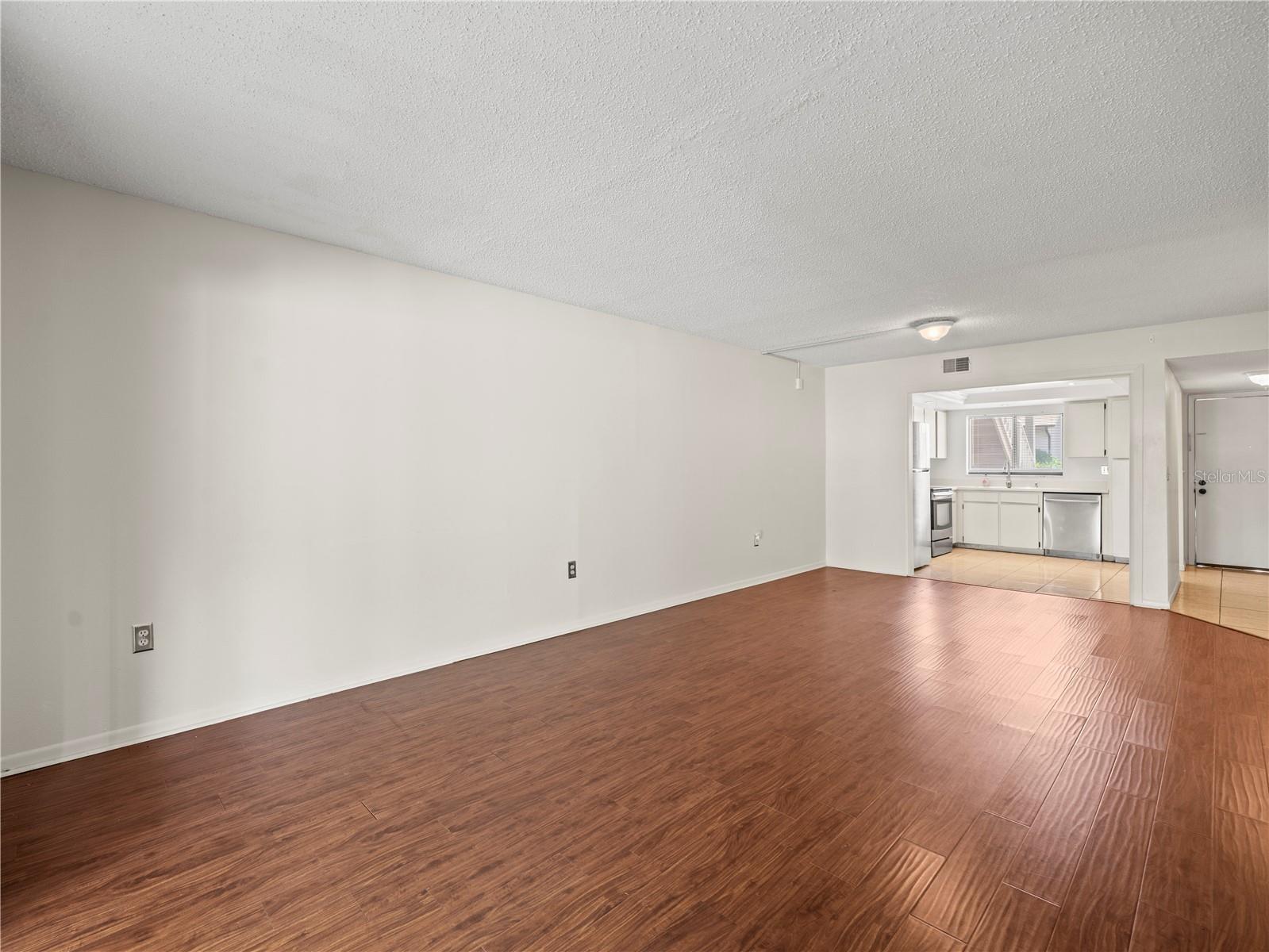 Image 14 of 43 For 9804 Lombard Court 104