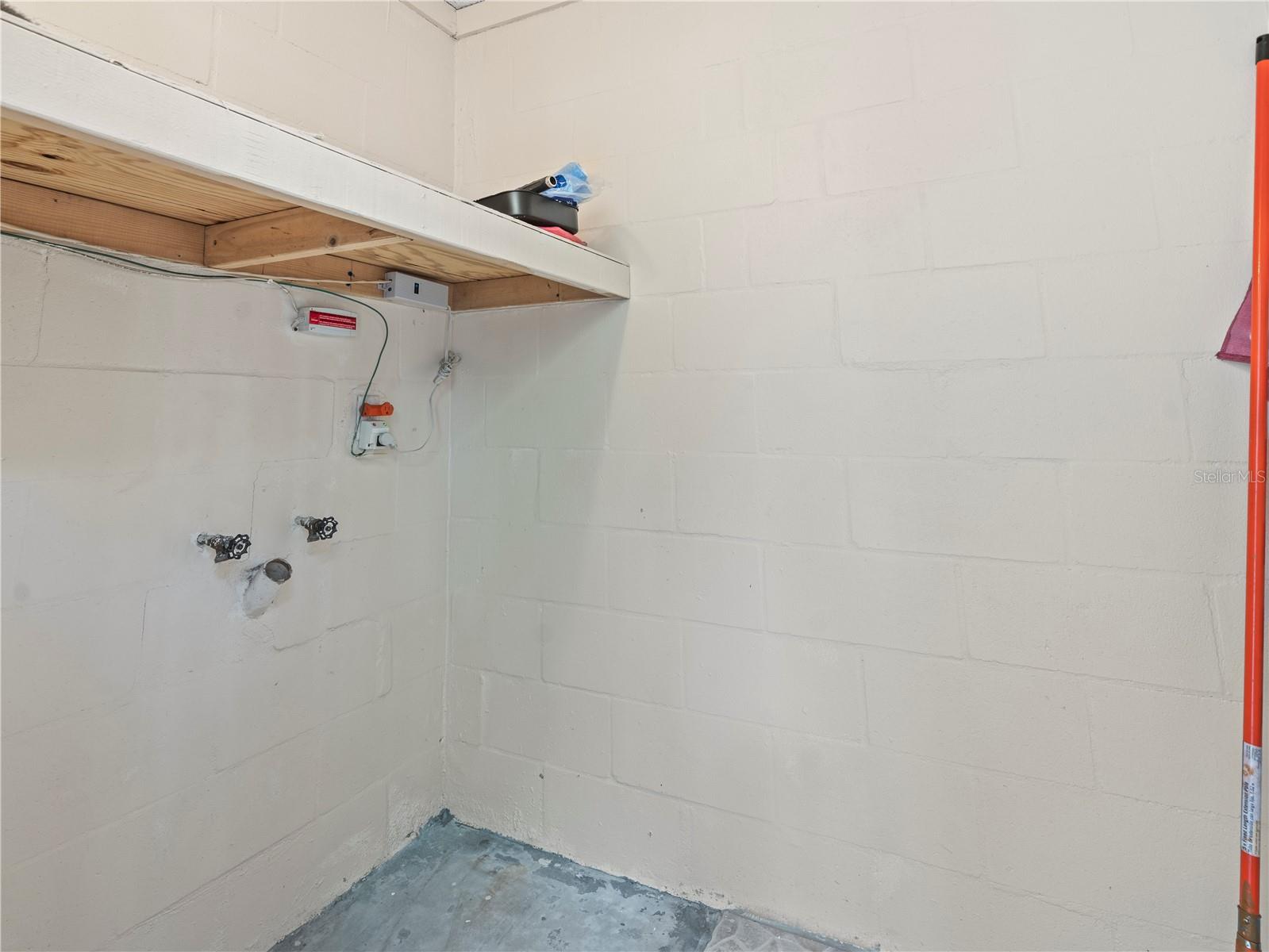 Image 31 of 43 For 9804 Lombard Court 104