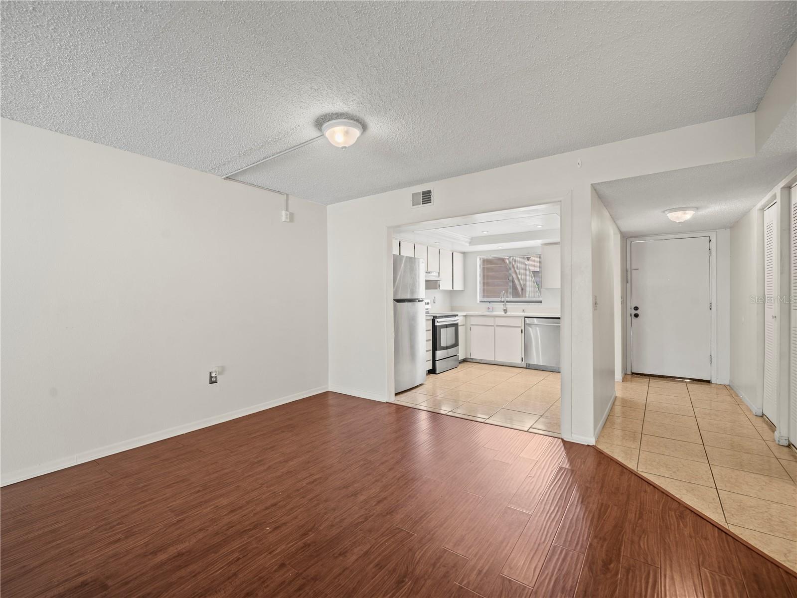 Image 7 of 43 For 9804 Lombard Court 104