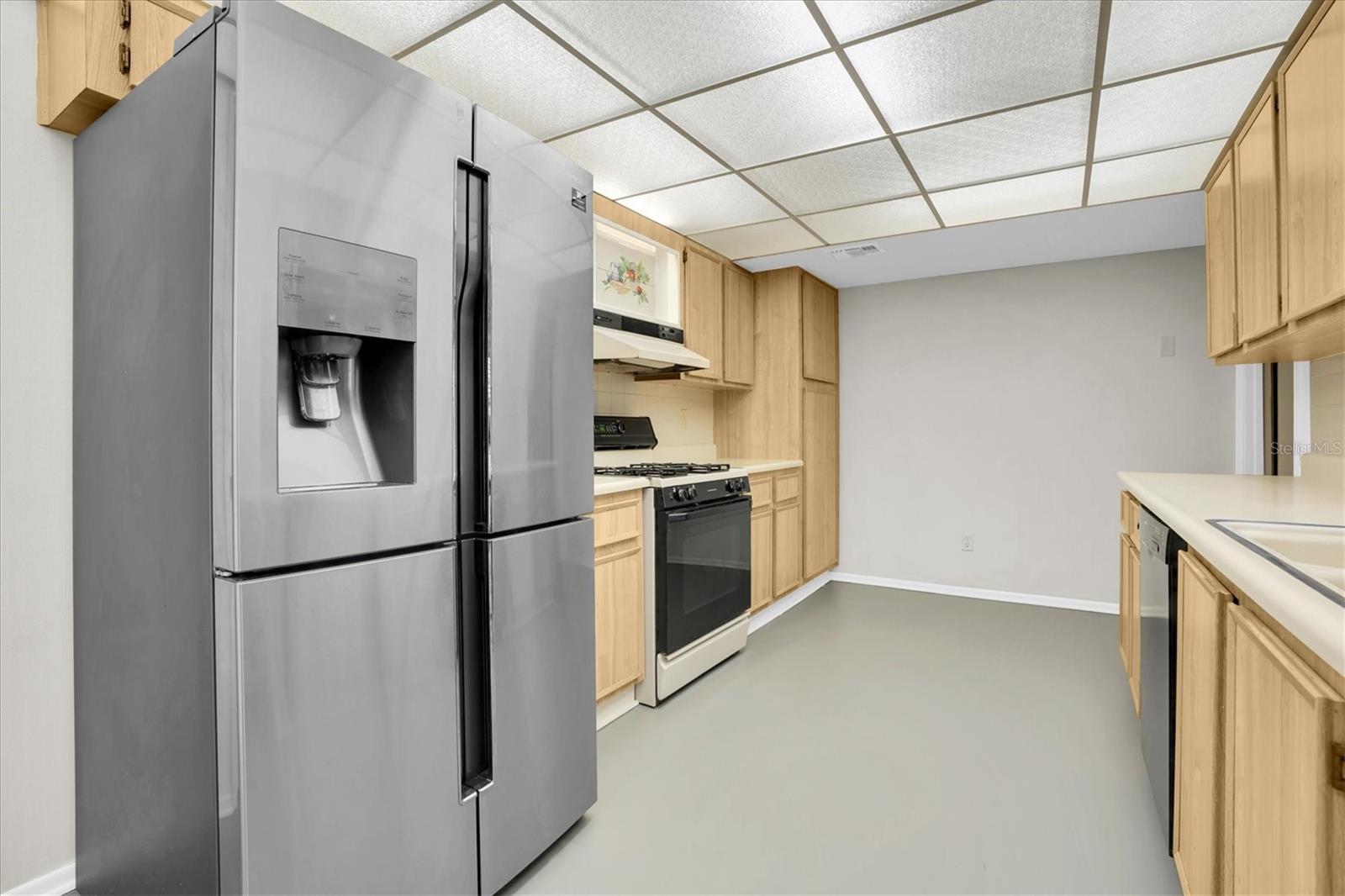 Image 12 of 48 For 8198 Terrace Garden Drive 511