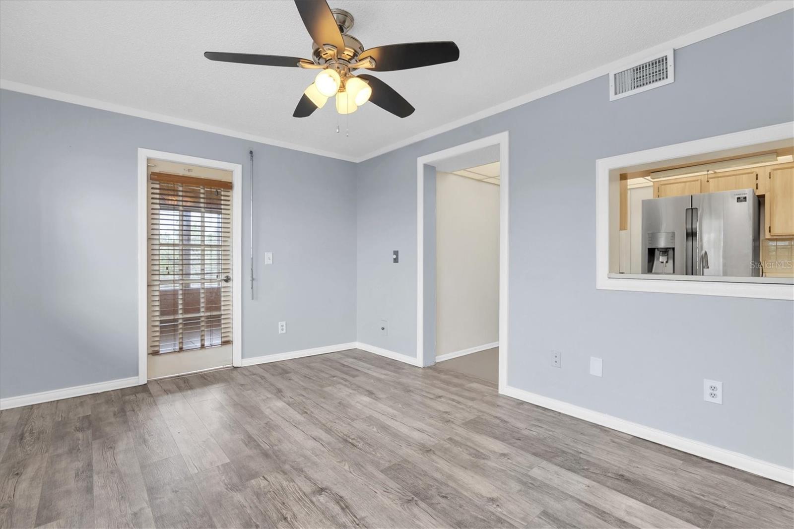 Image 16 of 48 For 8198 Terrace Garden Drive 511