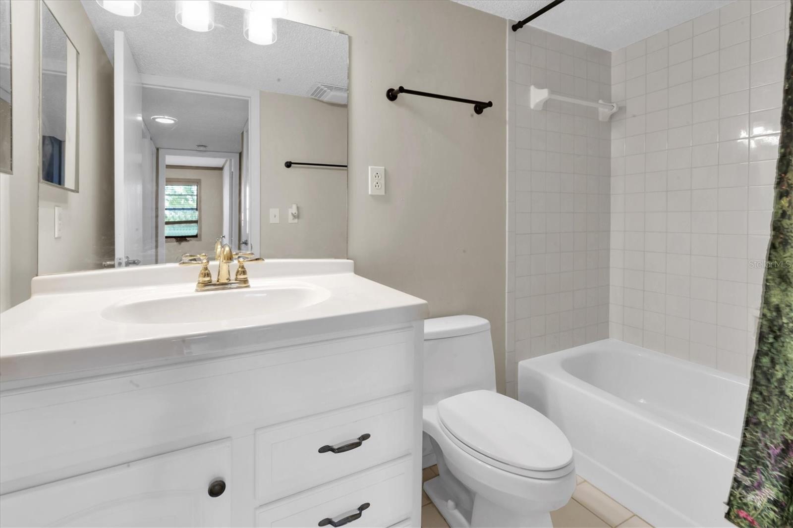 Image 31 of 48 For 8198 Terrace Garden Drive 511