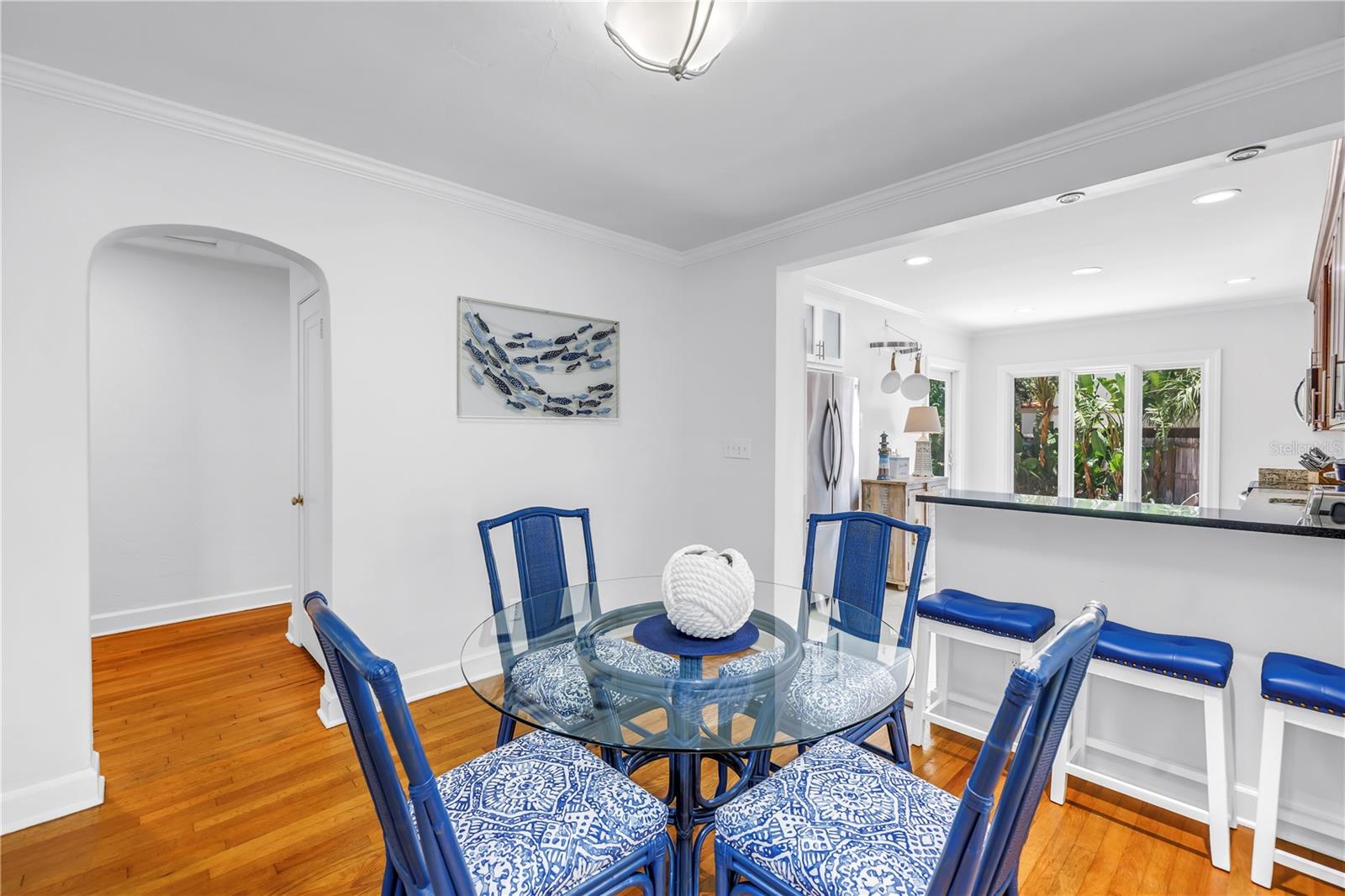 Image 14 of 48 For 555 21st Avenue Ne