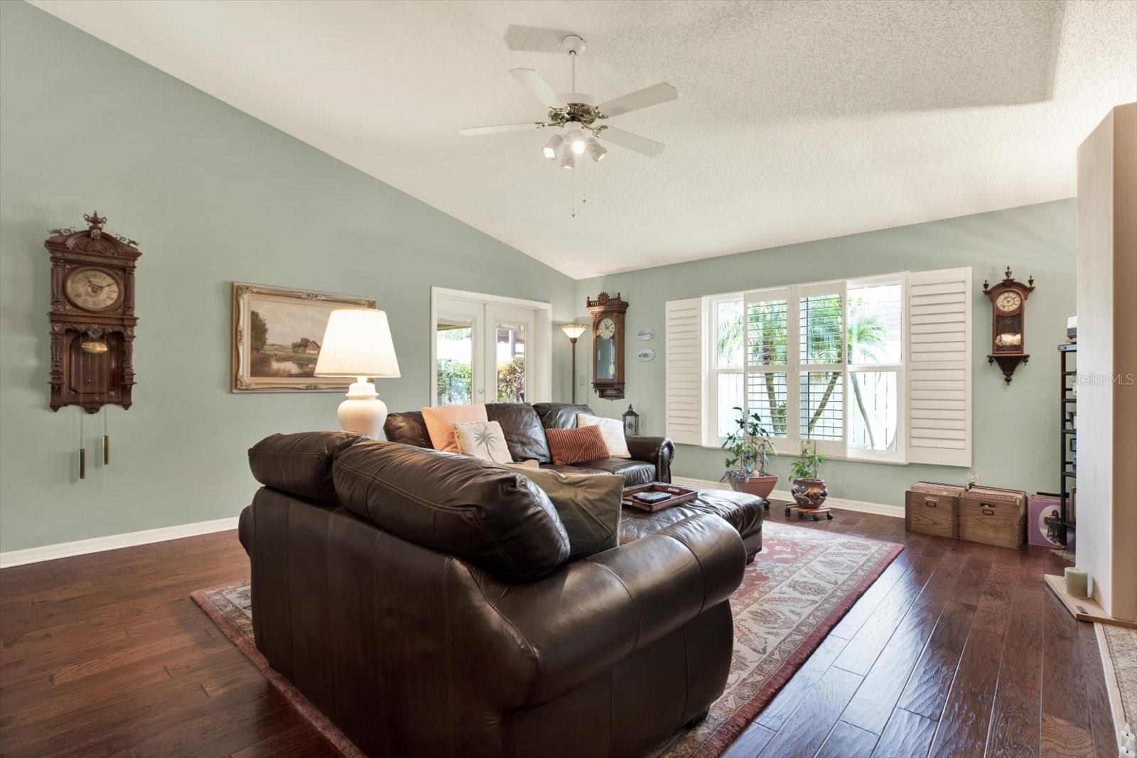 Image 5 of 24 For 10597 Alvarado Court
