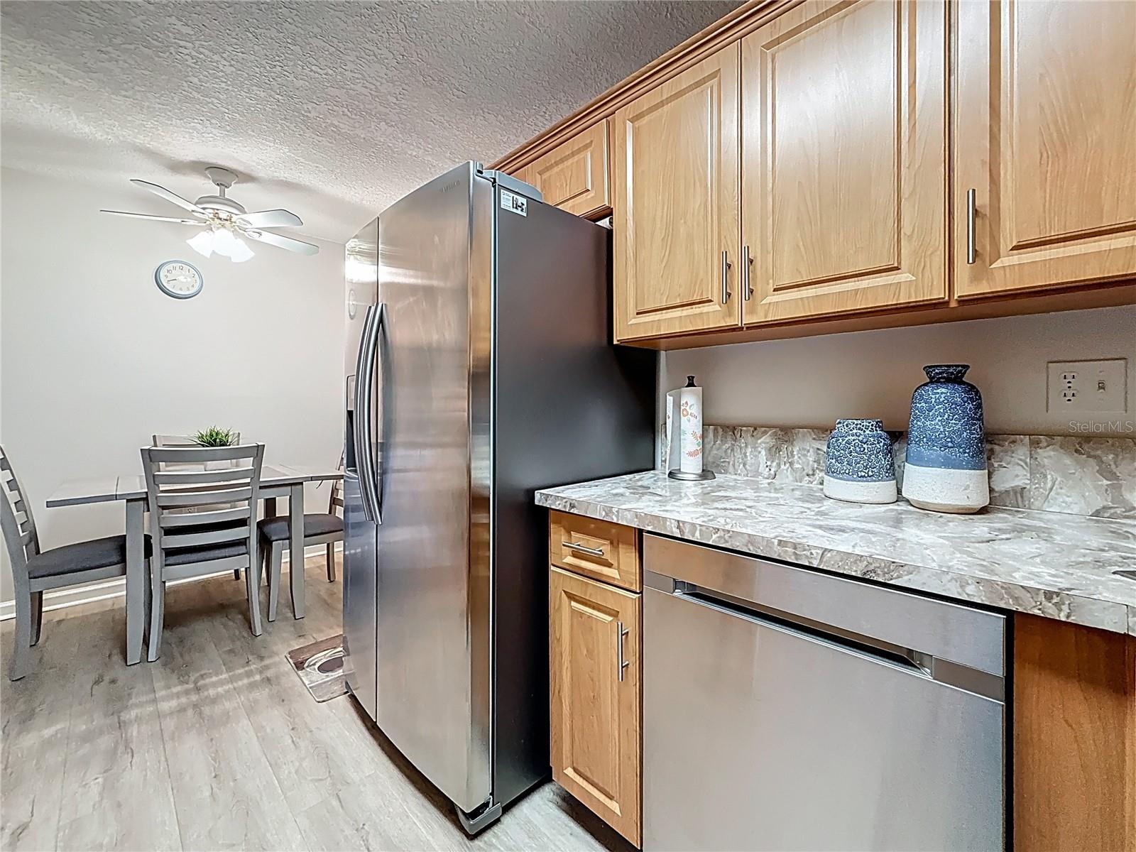 Image 23 of 51 For 1207 Pine Ridge Circle W H2