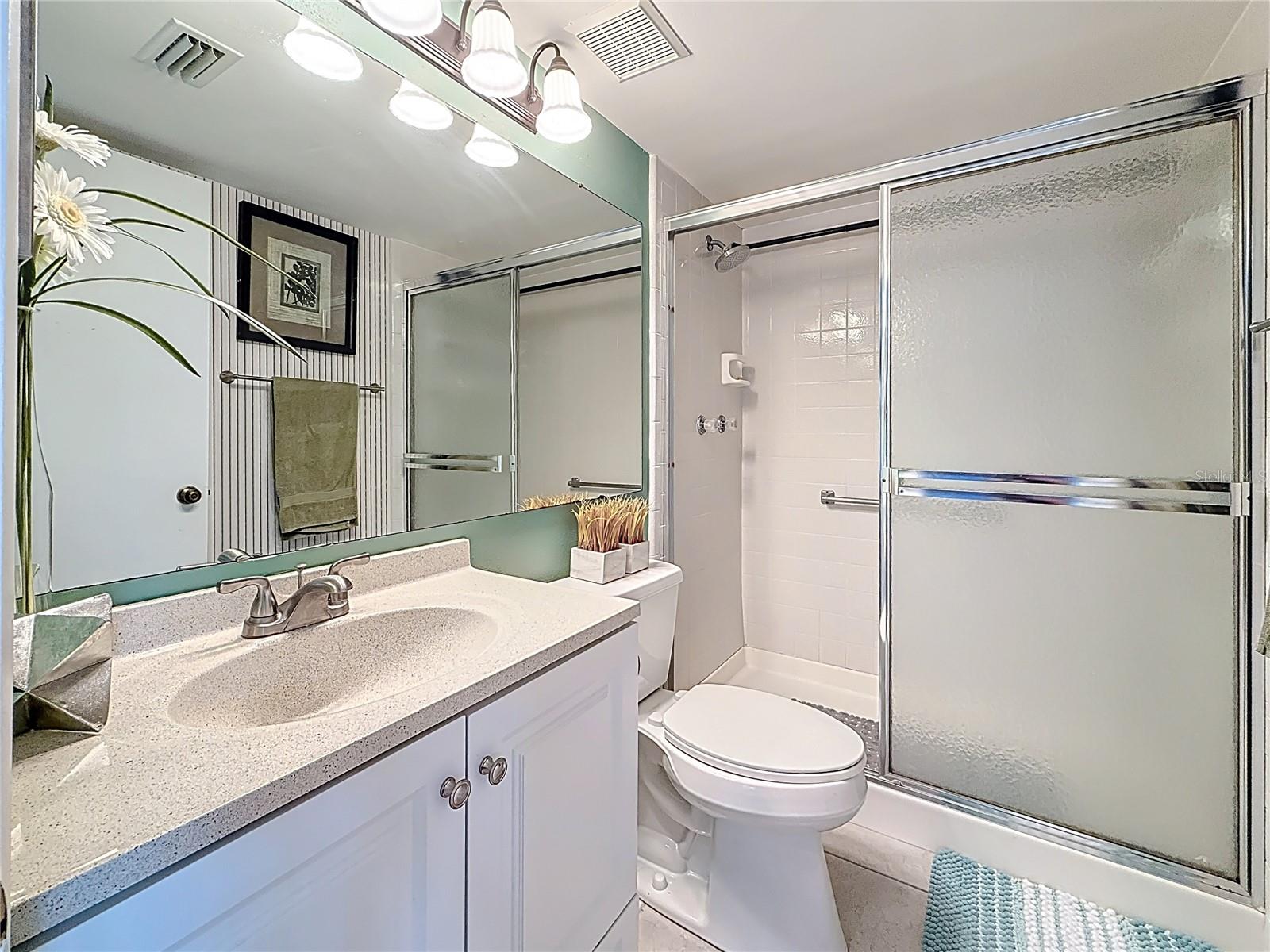 Image 33 of 51 For 1207 Pine Ridge Circle W H2