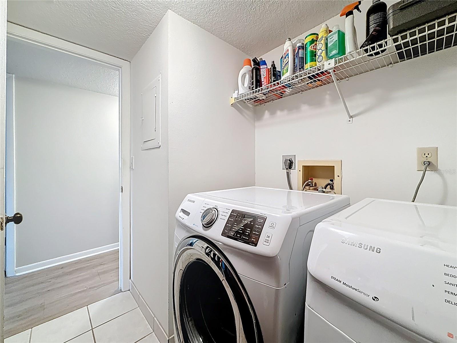 Image 42 of 51 For 1207 Pine Ridge Circle W H2