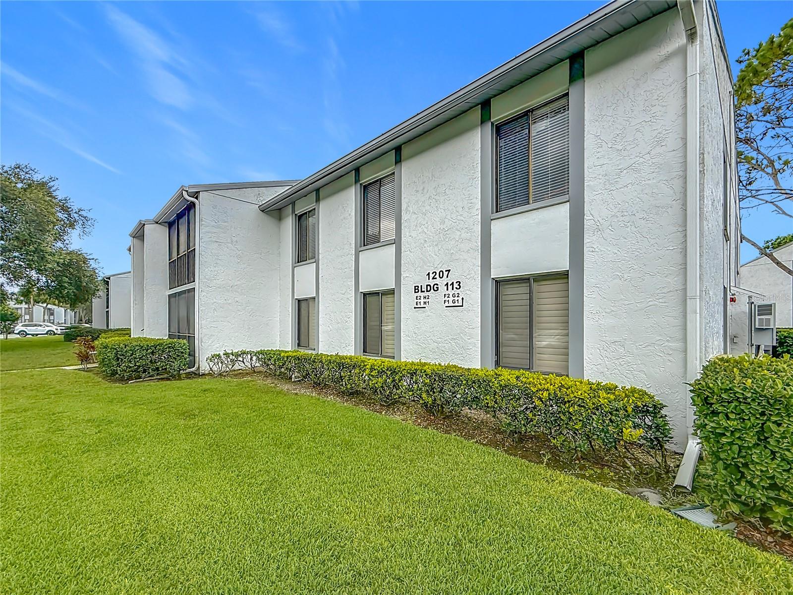 Image 7 of 51 For 1207 Pine Ridge Circle W H2