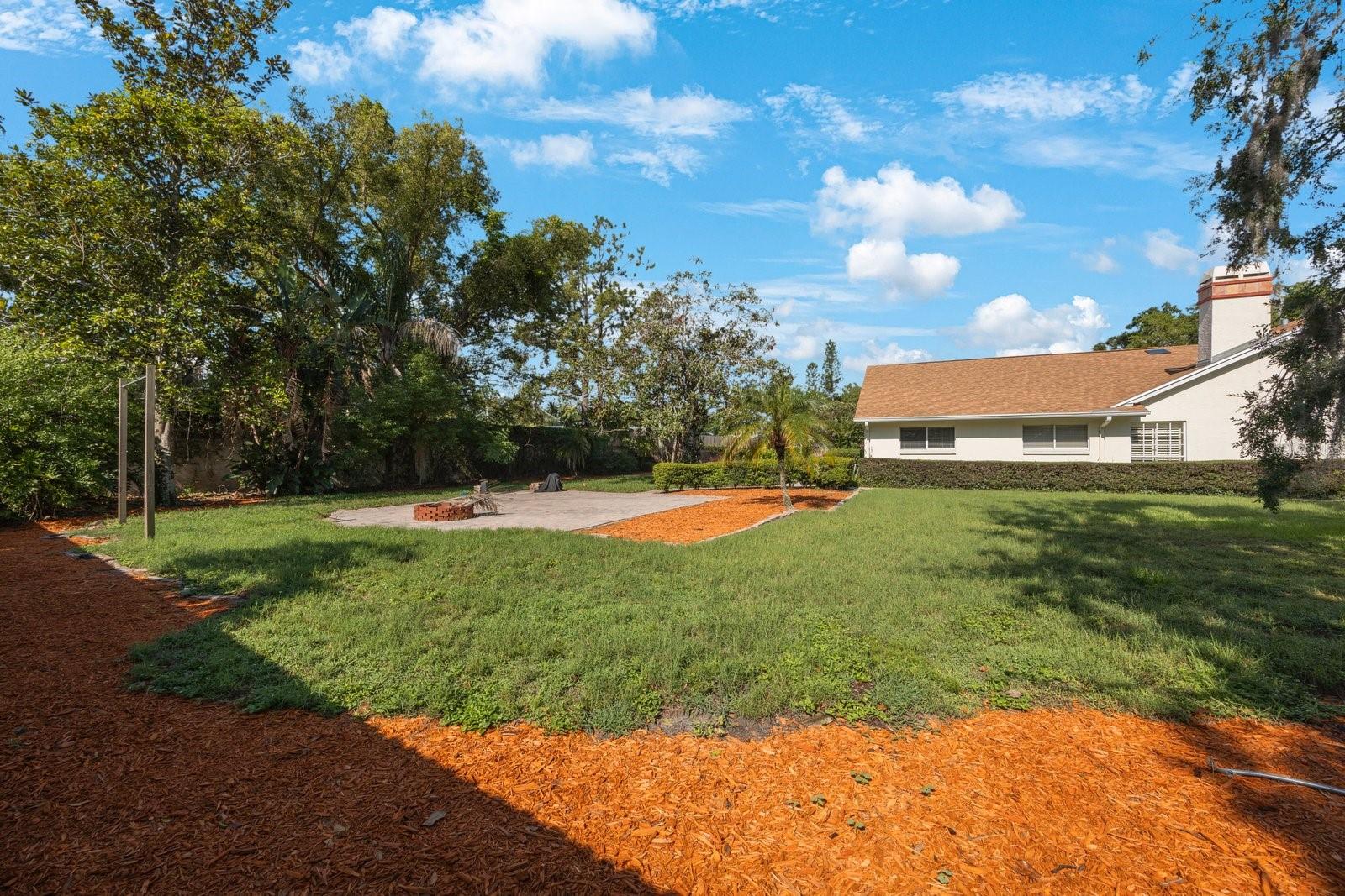 Image 54 of 61 For 512 Crystal Grove Boulevard