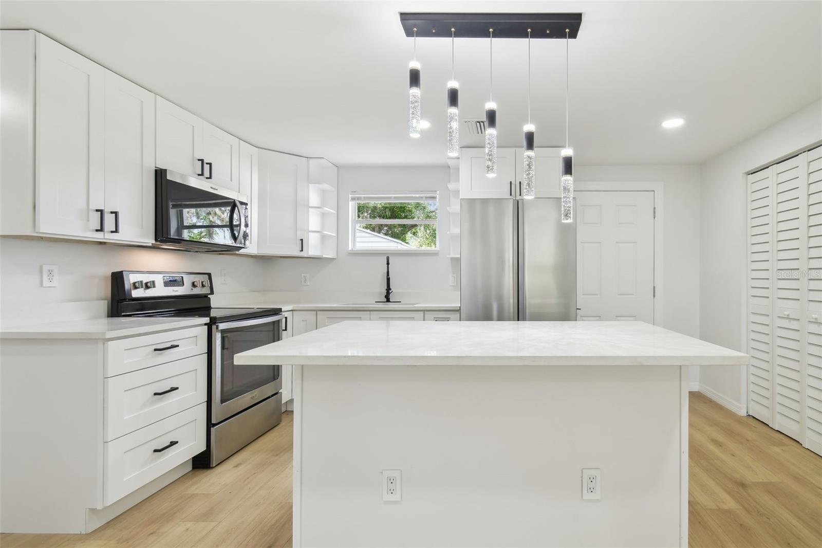 Image 11 of 49 For 4220 Regnas Avenue