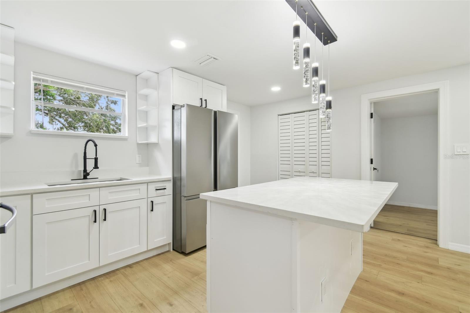Image 12 of 49 For 4220 Regnas Avenue