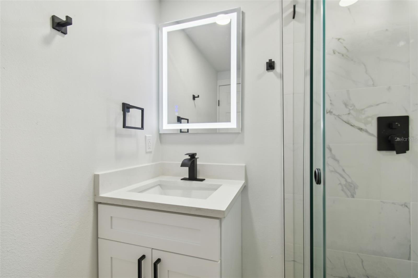 Image 20 of 49 For 4220 Regnas Avenue