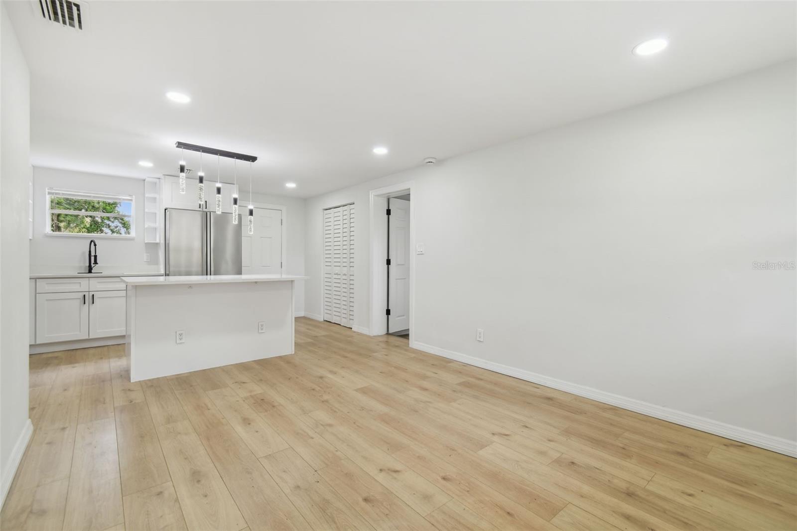 Image 7 of 49 For 4220 Regnas Avenue