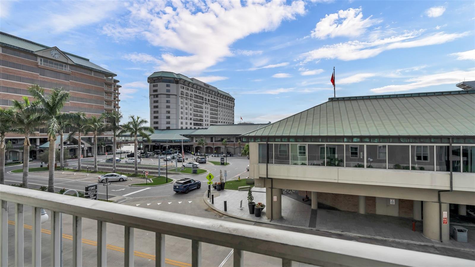 Listing photo id 22 for 700 Harbour Island Boulevard 311