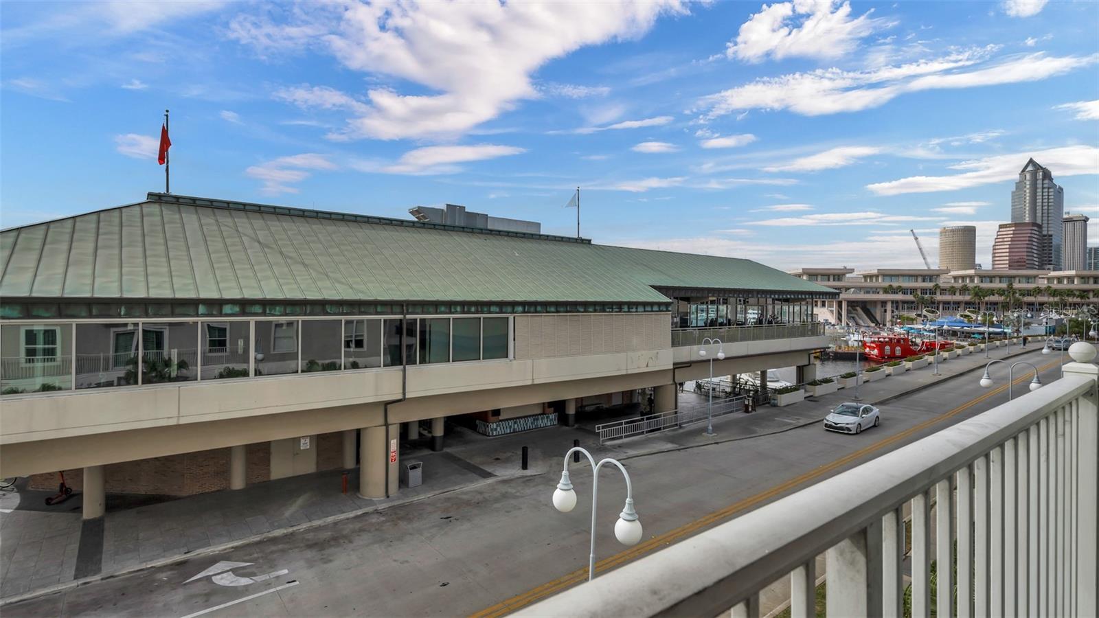 Listing photo id 23 for 700 Harbour Island Boulevard 311